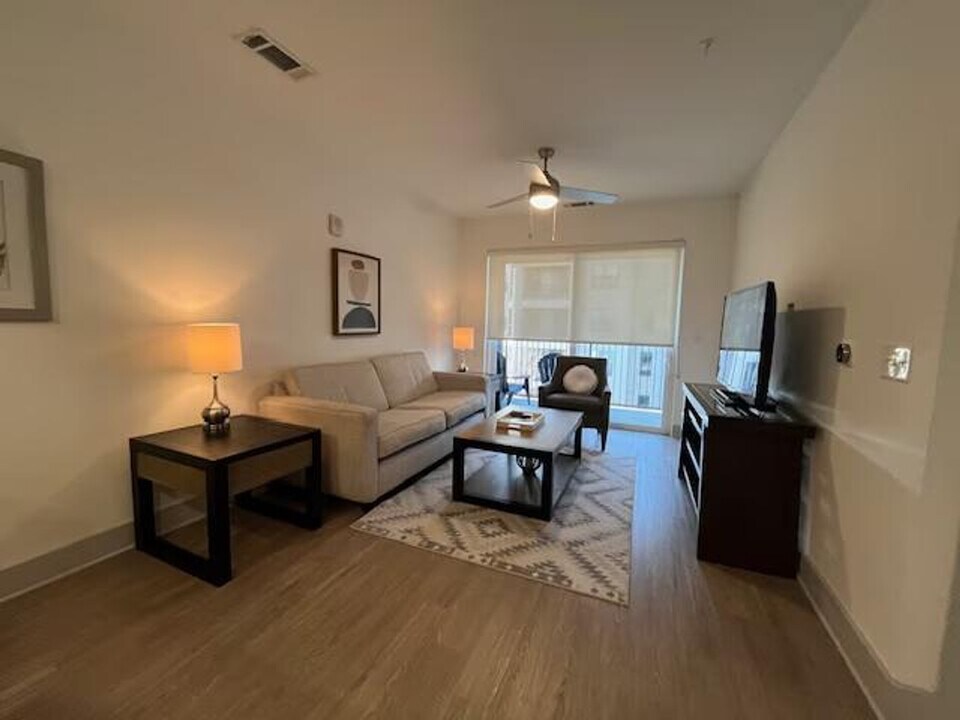 112 Krog St NE in Atlanta, GA - Foto de edificio