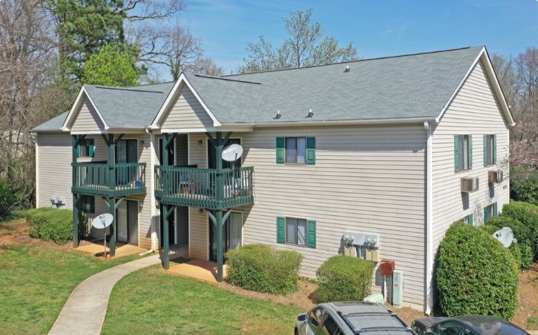 Nottingham in Greensboro, NC - Building Photo