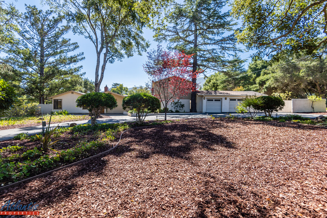 19040 Sunnyside Dr in Saratoga, CA - Foto de edificio