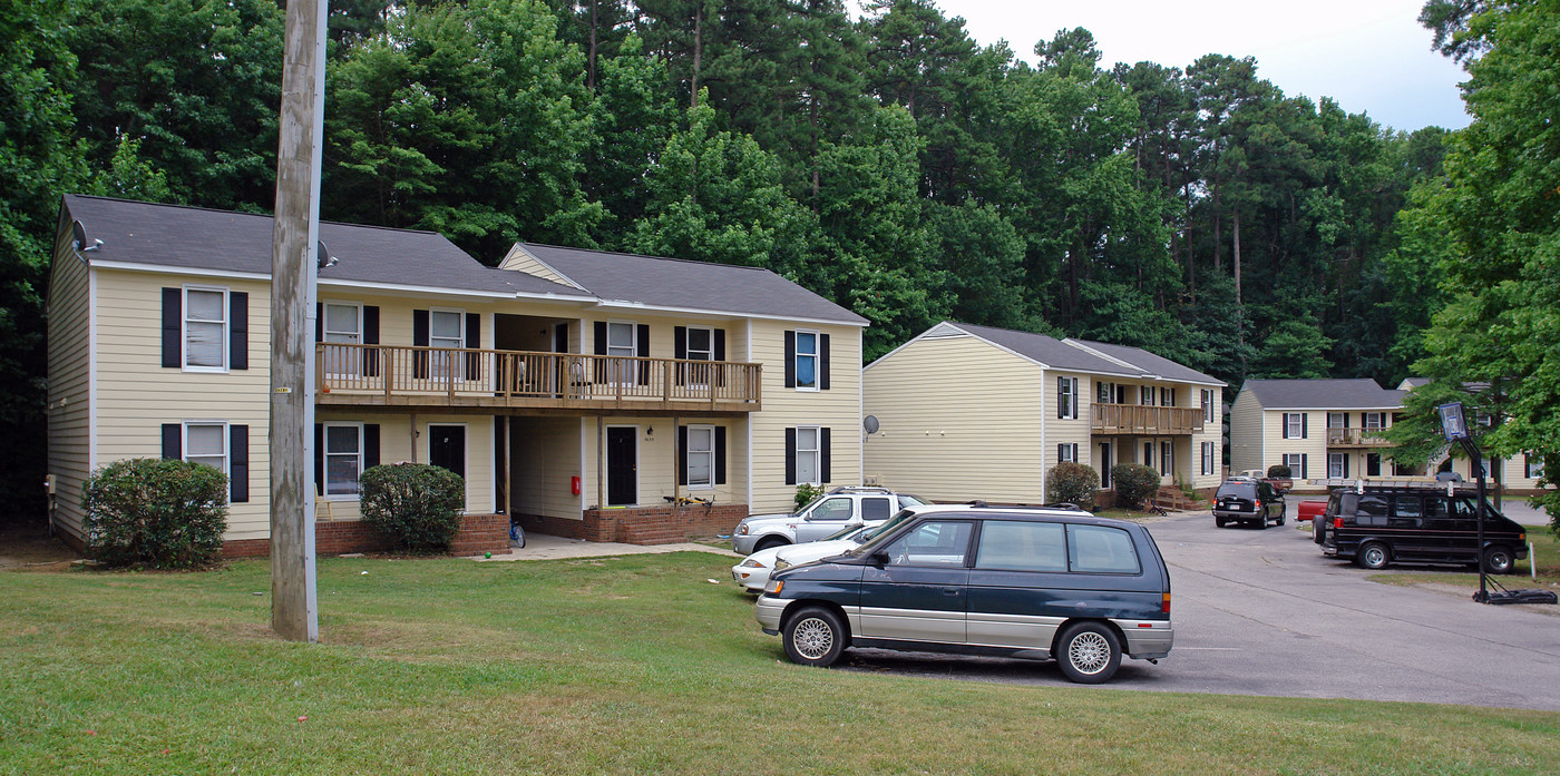 Western Apartments in Raleigh, NC - Building Photo