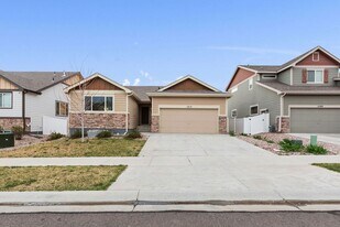 1713 102nd Ave in Greeley, CO - Building Photo