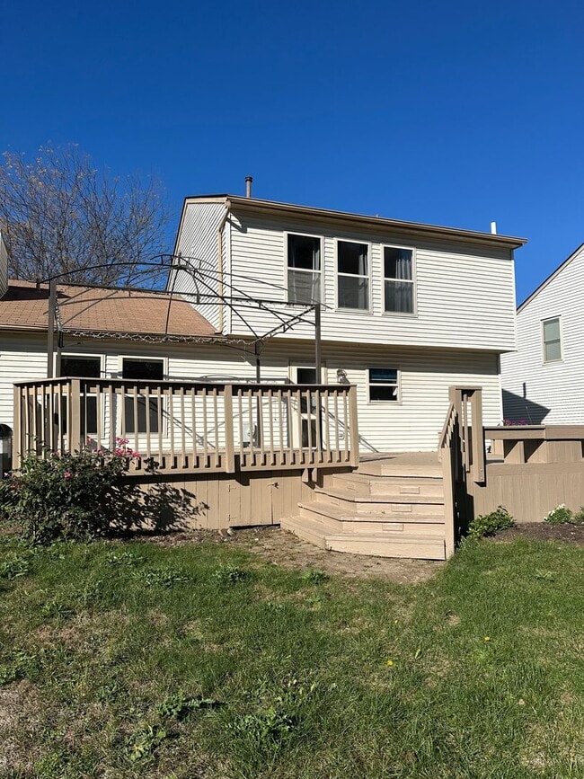 908 Portlock Dr in Columbus, OH - Building Photo - Building Photo