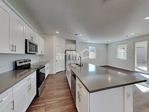 9143 Crocker Pt Ct in Las Vegas, NV - Building Photo - Building Photo