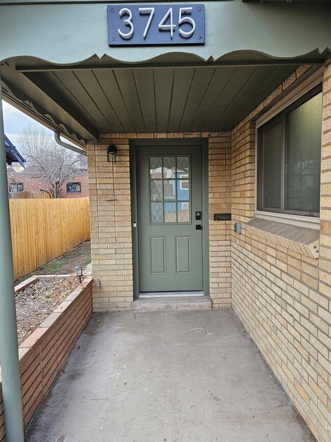 3745 Lowell Blvd in Denver, CO - Building Photo - Building Photo