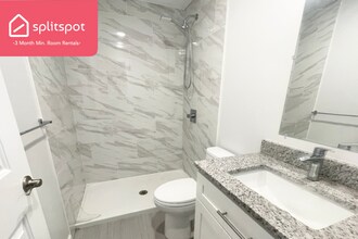 65 Burrell St-Unit -Unit 2 in Boston, MA - Foto de edificio - Building Photo