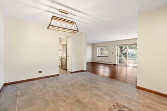 525 S Cleveland Ave in Arlington Heights, IL - Building Photo - Building Photo