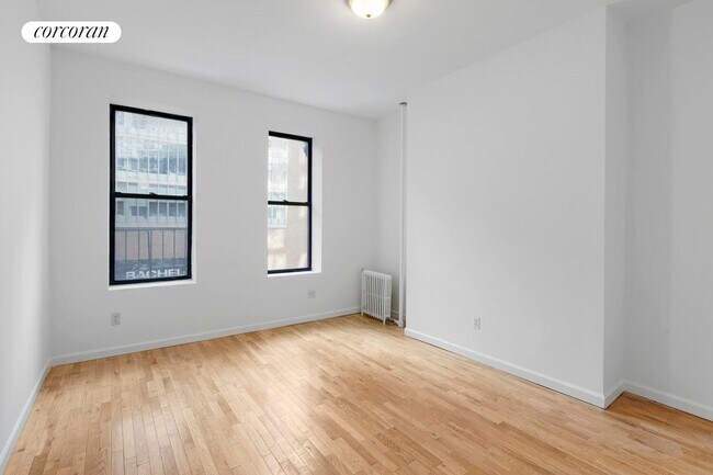 156 Columbus Ave in New York, NY - Building Photo - Building Photo