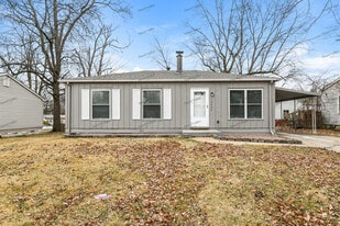 12422 Pizarro Dr in St. Louis, MO - Building Photo