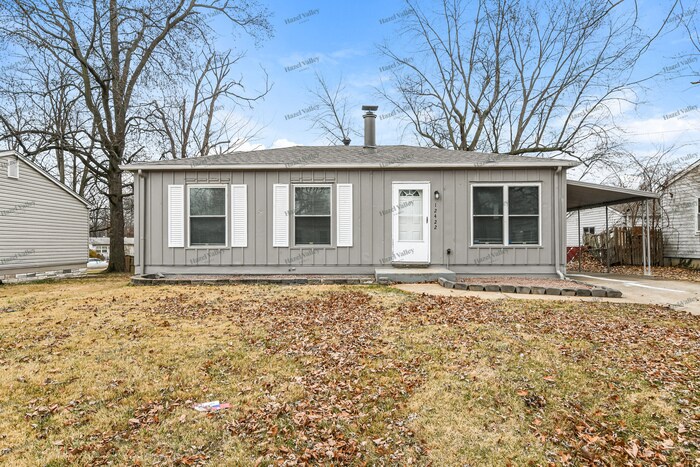 12422 Pizarro Dr in St. Louis, MO - Building Photo