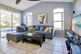 321 Corvina Dr in Davenport, FL - Building Photo - Building Photo