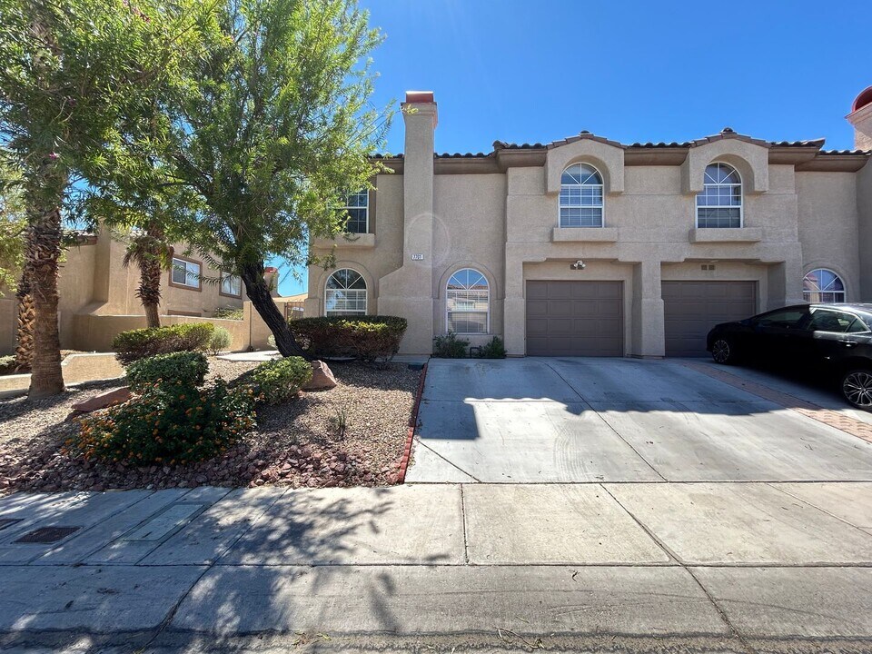 7701 Allerton Ave in Las Vegas, NV - Building Photo