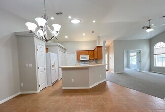 2342 SE 18th Cir in Ocala, FL - Building Photo - Building Photo