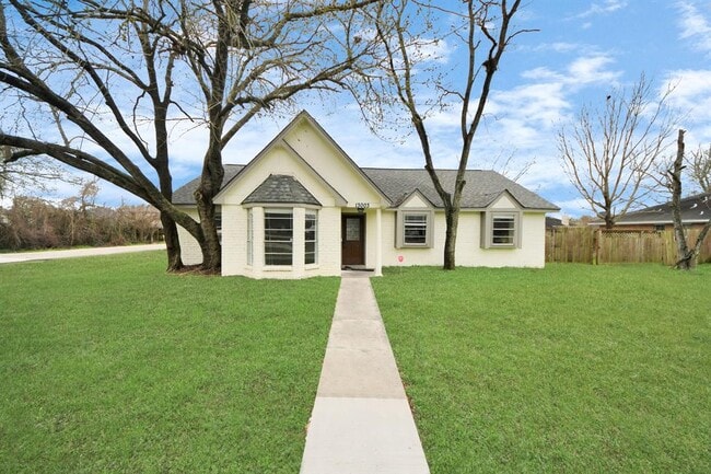 property at 13003 Foxburo Dr