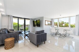 3912 S Ocean Blvd in Highland Beach, FL - Building Photo