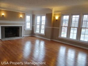 3634 Glencairn Rd in Shaker Heights, OH - Building Photo - Building Photo