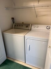 155 Redstone Hill Rd, Unit 95 in Bristol, CT - Building Photo - Building Photo