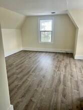 31 Warren Ave, Unit 3 in Woburn, MA - Building Photo - Building Photo