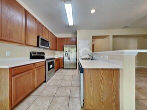 10642 Dawns Light Dr in Riverview, FL - Building Photo - Building Photo