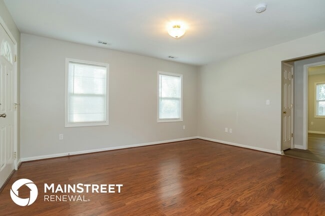 8524 W 86th St in Overland Park, KS - Building Photo - Building Photo