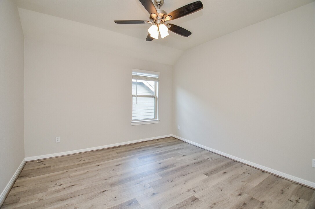 24918 Meadowthorn Crest Ln in Katy, TX - Building Photo
