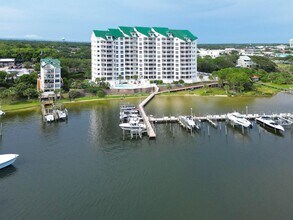 662 Harbor Blvd in Destin, FL - Building Photo - Building Photo