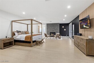 7271 Loma Alta Cir in Las Vegas, NV - Building Photo - Building Photo