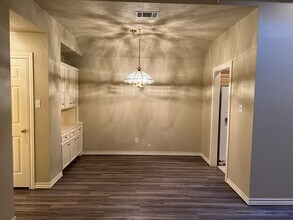 6605 Bangor Ave in Lubbock, TX - Foto de edificio - Building Photo