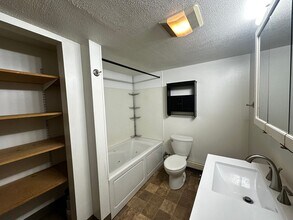 2439 Sunflower Loop in North Pole, AK - Building Photo - Building Photo