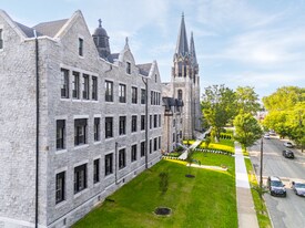 1030 N 48th St in Philadelphia, PA - Building Photo