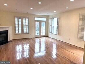 322 Redland Blvd in Rockville, MD - Building Photo - Building Photo