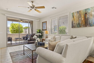 14815 N Fountain Hills Blvd in Fountain Hills, AZ - Building Photo - Building Photo