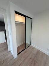 2111 Montana St in Los Angeles, CA - Foto de edificio - Building Photo