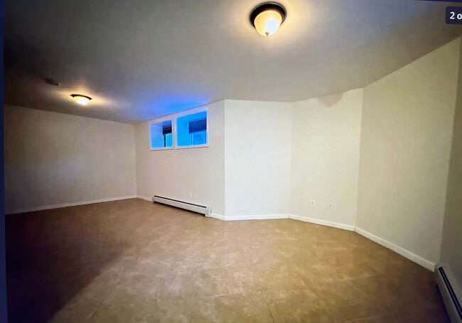 15 Stalie Ct, Unit STUDIO APT in Staten Island, NY - Foto de edificio - Building Photo