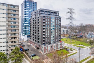 The Brock in Burlington, ON - Building Photo - Building Photo