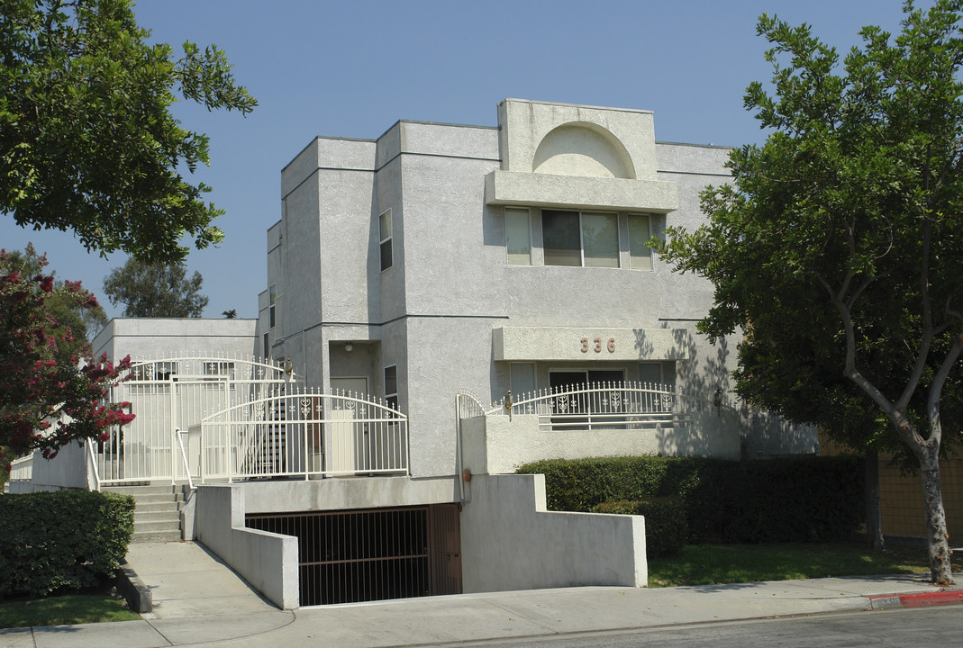 Chapel Apartments in Alhambra, CA - Building Photo