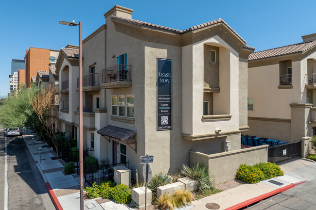 McCormick in Tucson, AZ - Foto de edificio - Building Photo