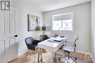 44 Sienna Private in Ottawa, ON - Building Photo - Building Photo