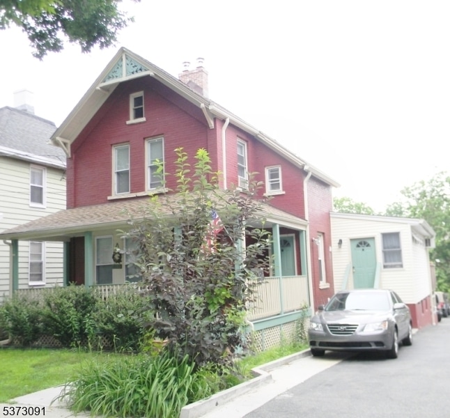 property at 101 N Fullerton Ave