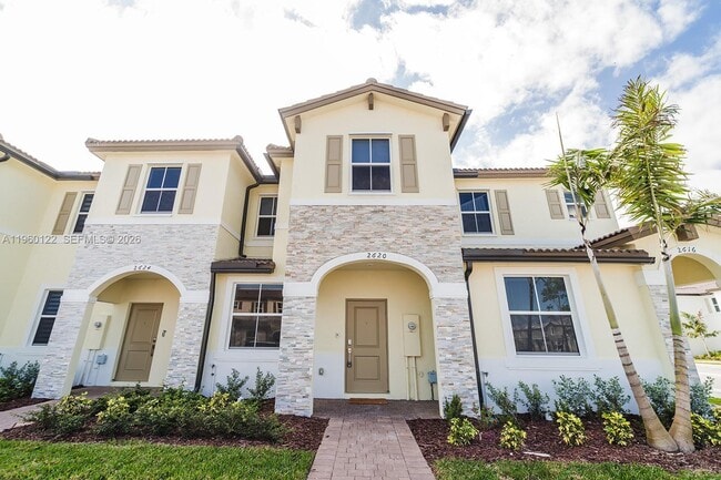 2620 SE 28th Dr in Homestead, FL - Building Photo - Building Photo