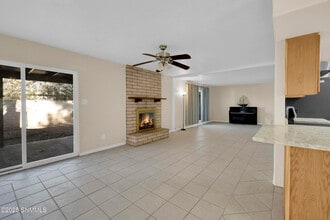 1950 Camelot Dr in Las Cruces, NM - Building Photo - Building Photo