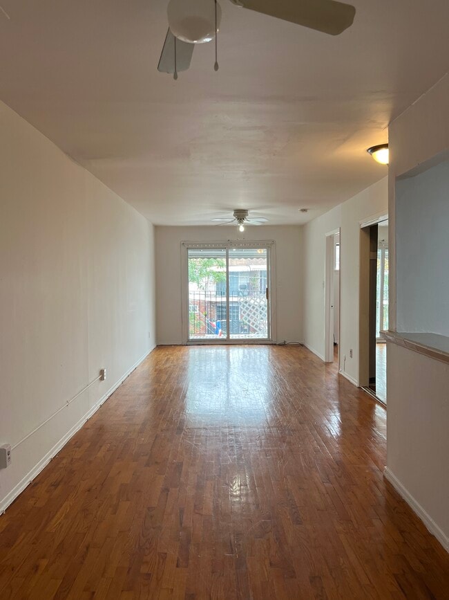 18 Skyline Dr in Jersey City, NJ - Building Photo - Building Photo