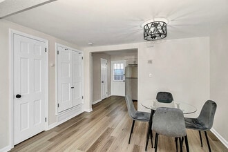 6314 Old Pineville Rd in Charlotte, NC - Building Photo - Building Photo