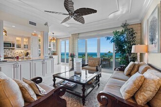 2000 Jimmy Buffett Mem Hwy in Jupiter, FL - Building Photo - Building Photo