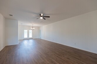 6010 Luckey Run in San Antonio, TX - Building Photo - Building Photo