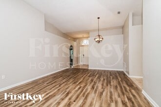 1844 Doe Lake Ct in Apopka, FL - Foto de edificio - Building Photo