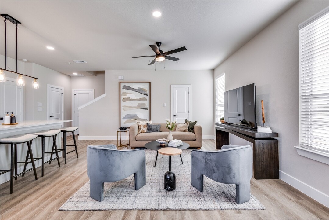 Townhomes at Sam Rayburn in Melissa, TX - Foto de edificio