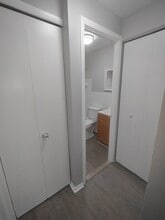 Freelander in Cleveland, OH - Foto de edificio - Building Photo