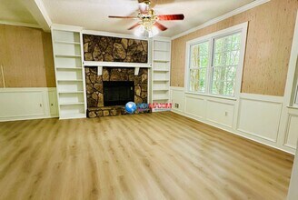 2654 Forest Glen Dr NE in Marietta, GA - Foto de edificio - Building Photo