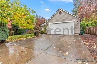 9380 SW Sagert St in Tualatin, OR - Building Photo - Building Photo