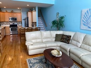 15 Sumner Ave, Unit 12 in Seaside Heights, NJ - Building Photo - Building Photo